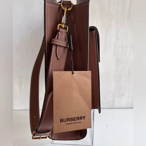 🔴SOLD🔴 BURBERRY Medium Pocket Logo Canvas and Leather Tote - Picture 7 of 16